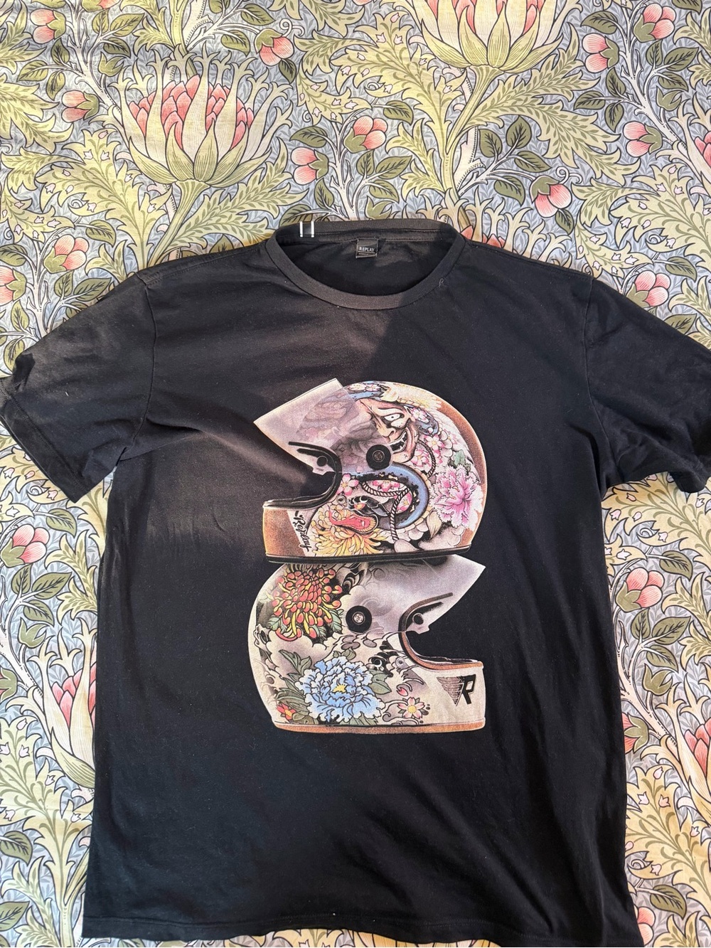 Replay Men’s Black Graphic Helmet-Print Tee